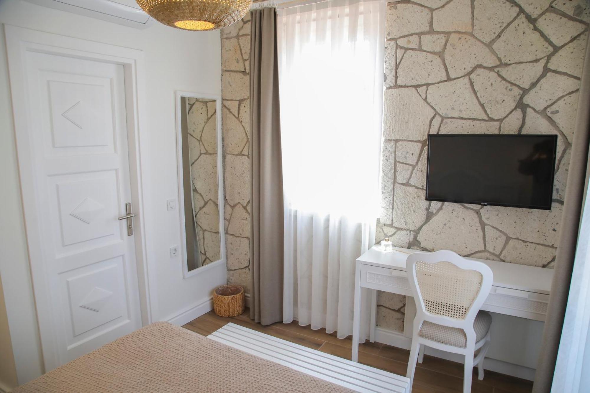 Alacati Balbadem Hotel (Adults Only) ภายนอก รูปภาพ