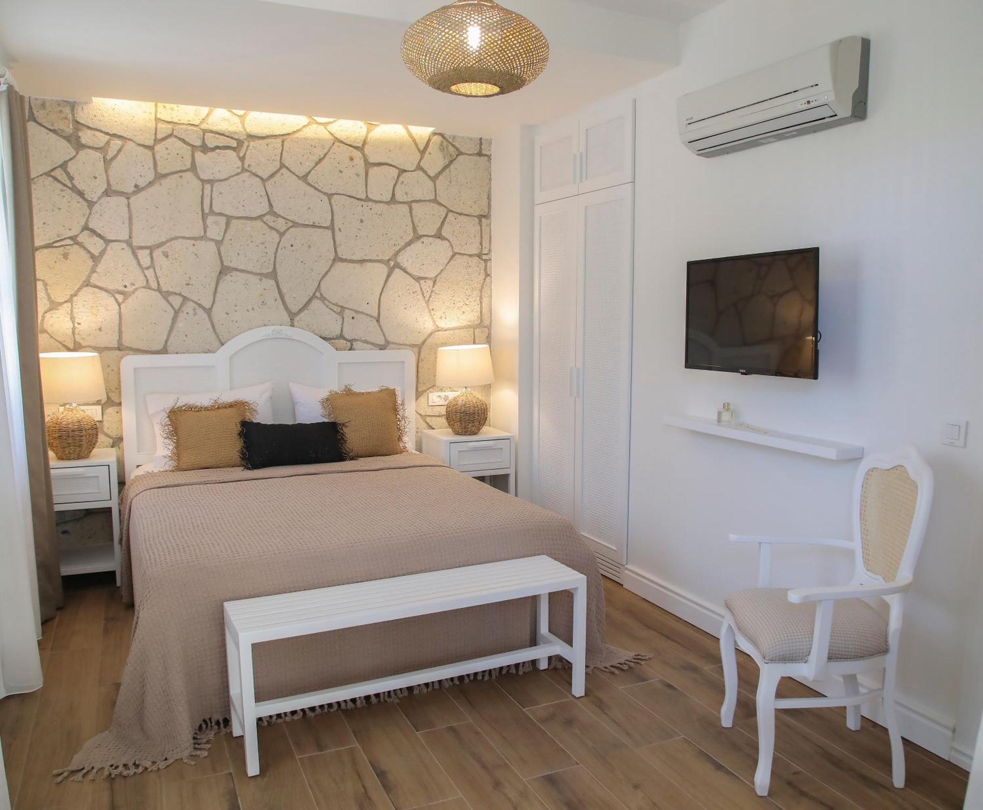 Alacati Balbadem Hotel (Adults Only) ภายนอก รูปภาพ