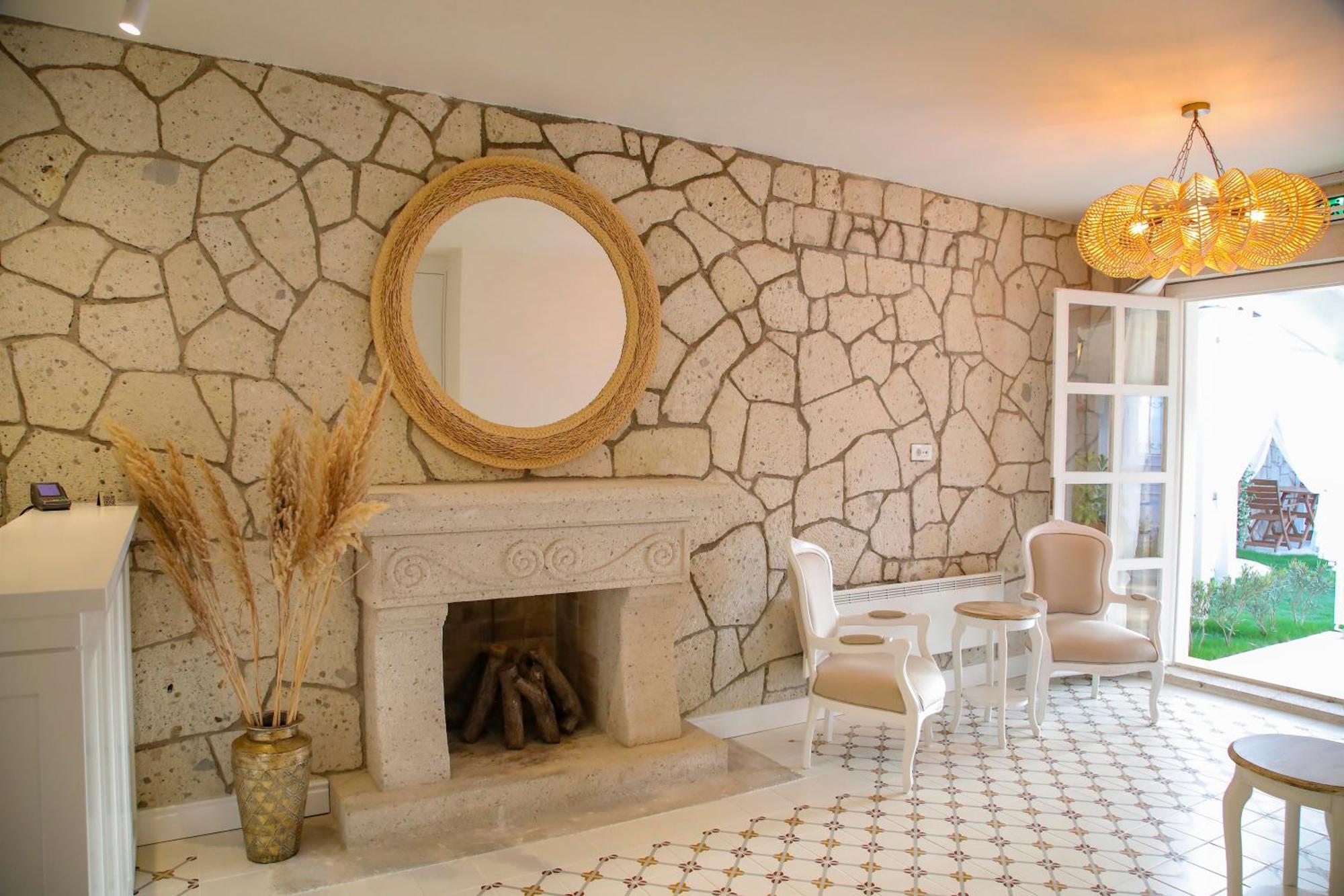 Alacati Balbadem Hotel (Adults Only) ภายนอก รูปภาพ