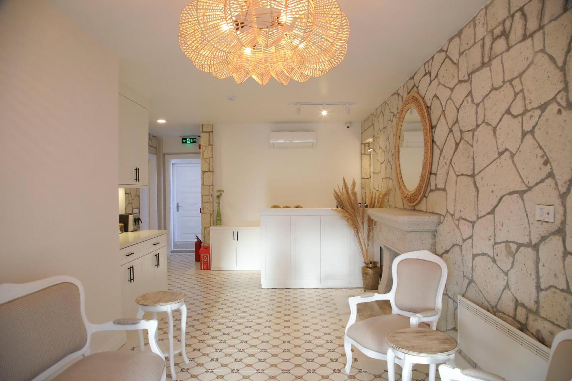 Alacati Balbadem Hotel (Adults Only) ภายนอก รูปภาพ