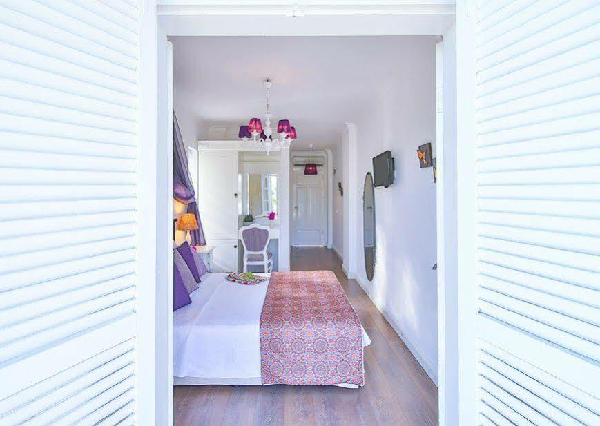 Alacati Balbadem Hotel (Adults Only) ภายนอก รูปภาพ